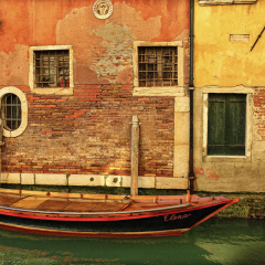 Merit Travel - Elena, Venice Italy -Chap Achen